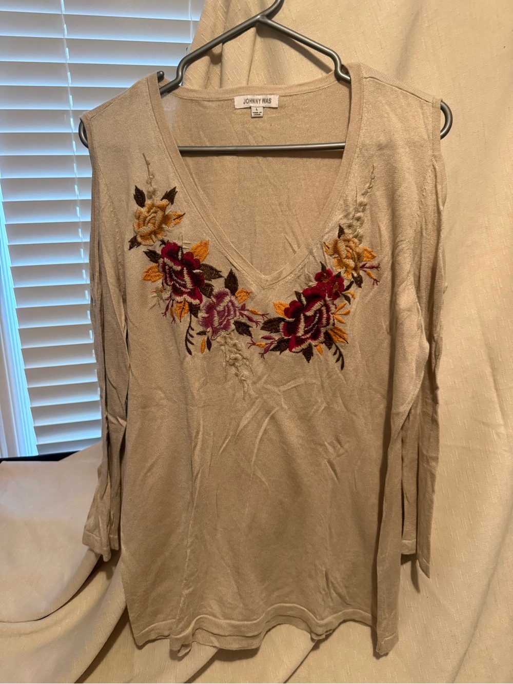 Johnny Was Beige Long Sleeve V-Neck Top with Floral Embroidery cashmere/silk